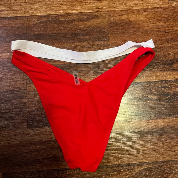 Bikini Bottom - Picture 2 of 3